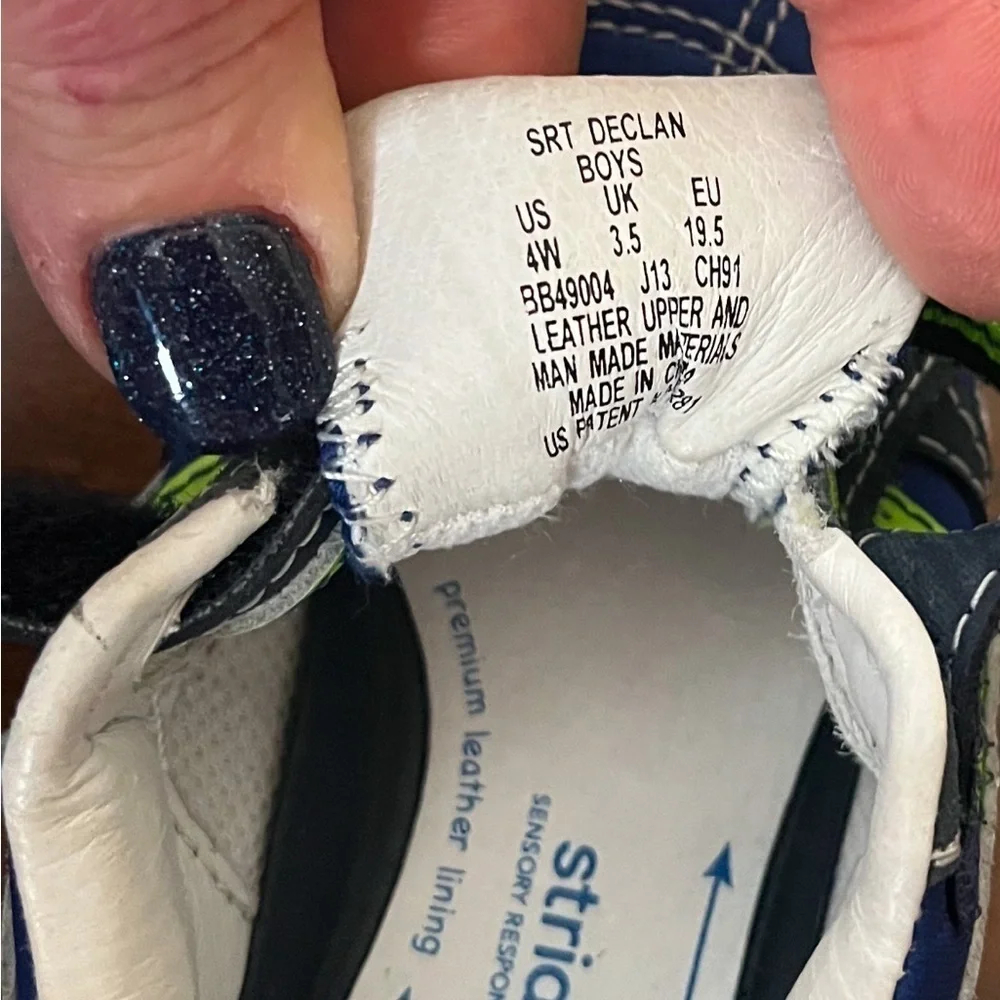 Stride Rite Declan Sneakers- Blue and green-Boys size 4